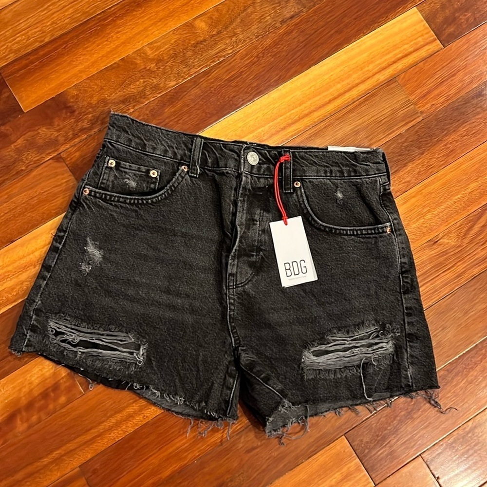 ⭐️ New Urban Outfitters BDG PAX High Waist Short 31W